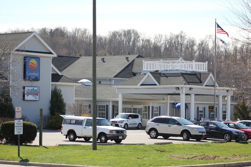 Comfort Inn Splash Harbor Bellville Εξωτερικό φωτογραφία