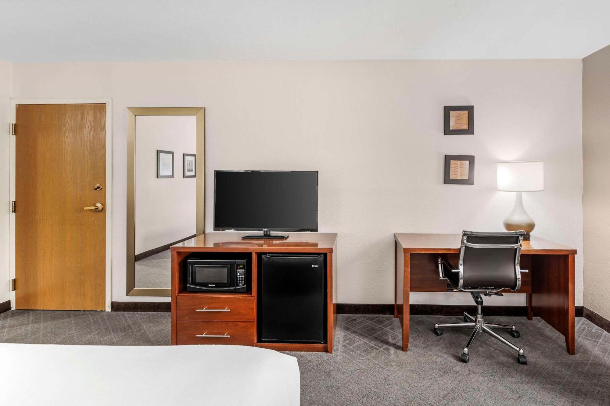 Comfort Inn Splash Harbor Bellville Εξωτερικό φωτογραφία
