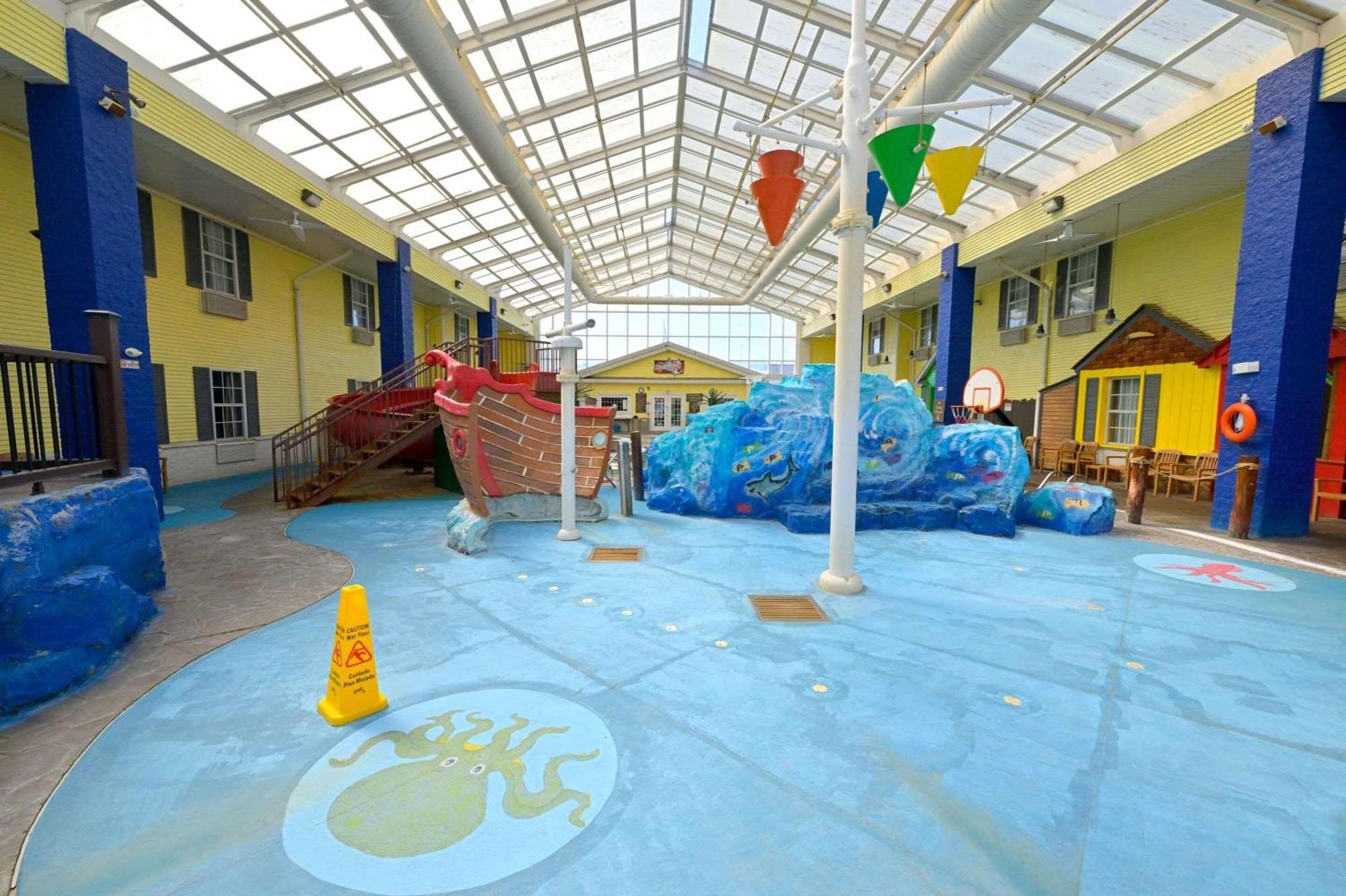 Comfort Inn Splash Harbor Bellville Εξωτερικό φωτογραφία