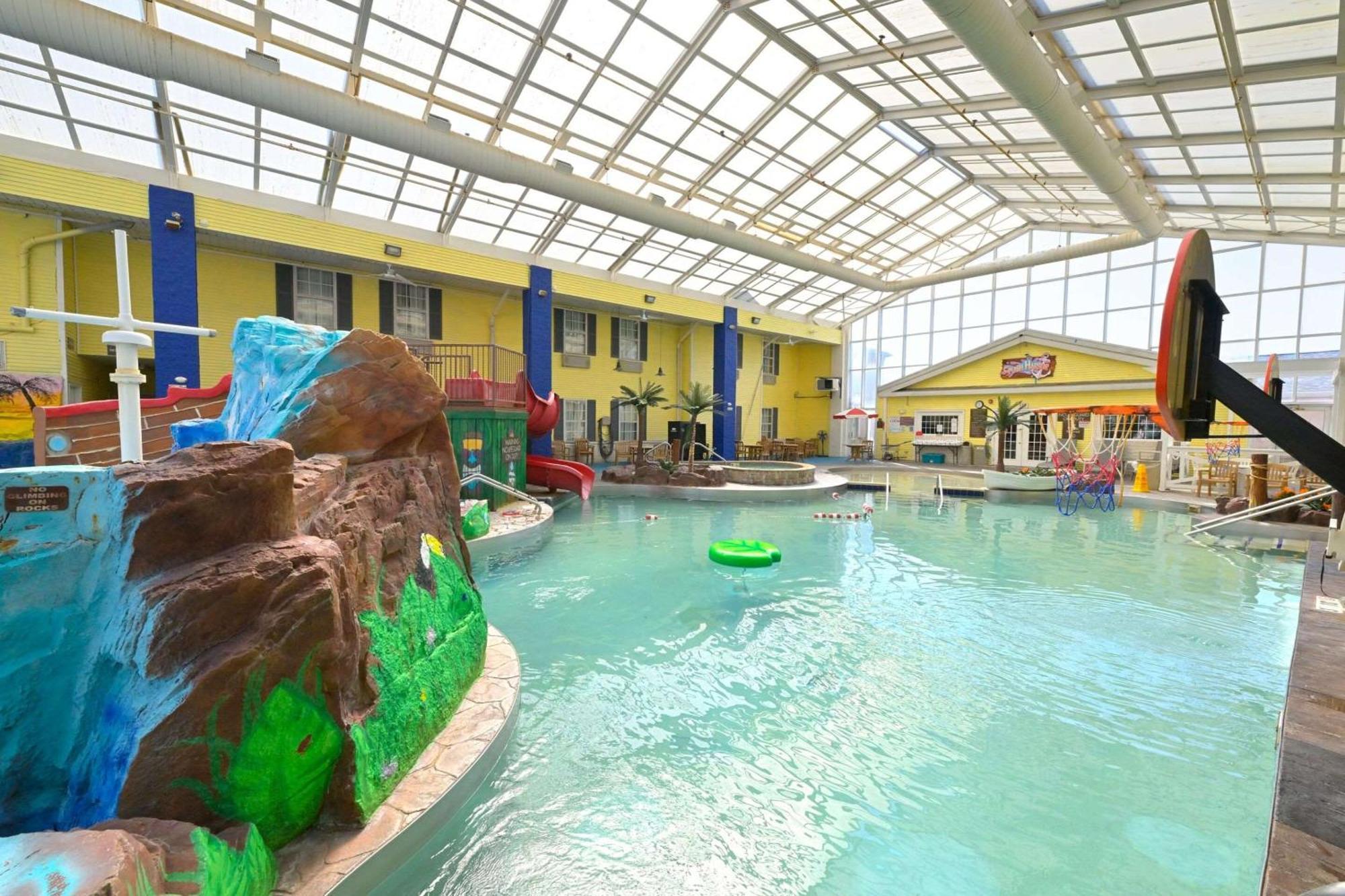 Comfort Inn Splash Harbor Bellville Εξωτερικό φωτογραφία